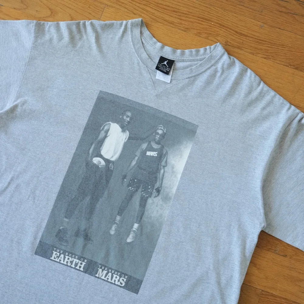 Jordan T Shirt Mens XXL Gray Best on Earth Mars Blackmon Graphic Streetwear XXL